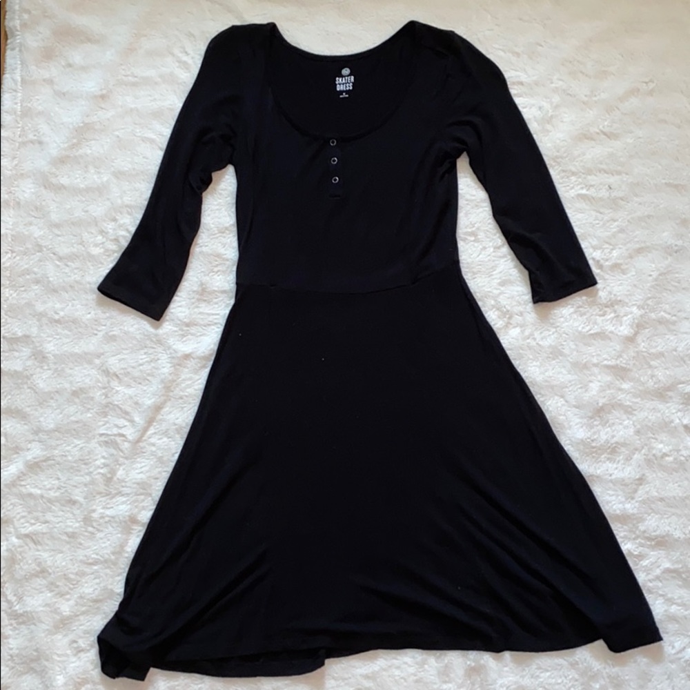 Black Quarter Length Sleeve Dress